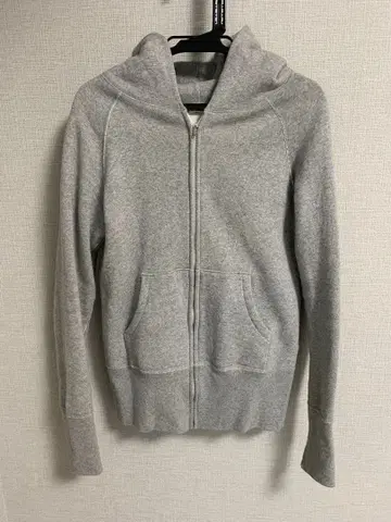 DRESSTERIOR 후드티 사이즈 2 그레이 [하자 있음]