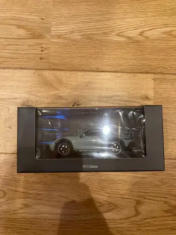 Porsche 911 Dakar 미니카