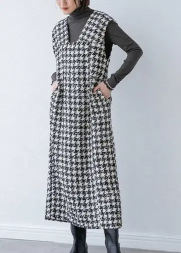 아파트 바이 로리즈 트위드 오버롤 스커트 클리닝 완료