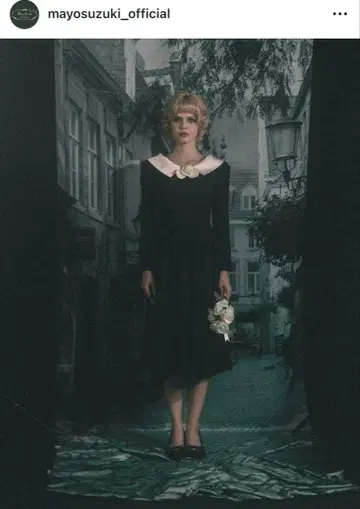 마요 스즈키 클래시컬 로즈 원피스