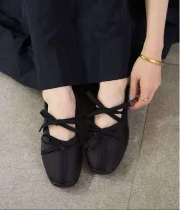 [ 새상품급 ] 르탈론 L 더블 리본 발레리나 발레 슈즈 22.5cm