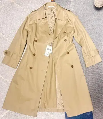 유니클로 베이지 트렌치코트 사이즈 S