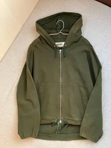 BASISBROEK 집업 후드티