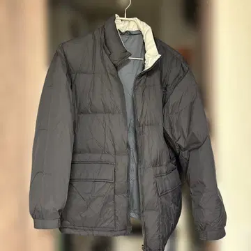 UNIQLO 경량 다운 M 사이즈