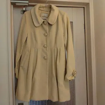 OLIVE des OLIVE 크림색 A라인 롱 코트