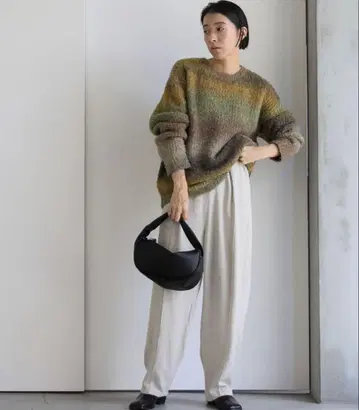 크루넥 그라데이션 니트 따뜻한