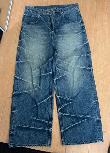 FUTURE ARCHIVE / THUNDER BAGGY FIT DINIM