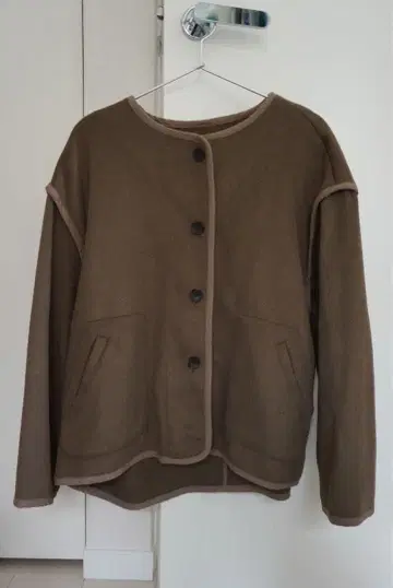 노카라 코트 카키 F 사이즈