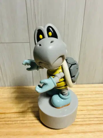 슈퍼 마리오 조각 피규어 카론