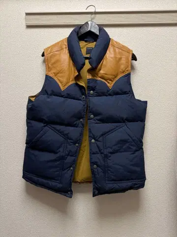 다운 베스트 네이비/브라운 가죽 카라 부착