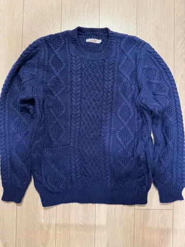 할리우드 런치마켓 네이비 케이블 니트 스웨터 사이즈 L