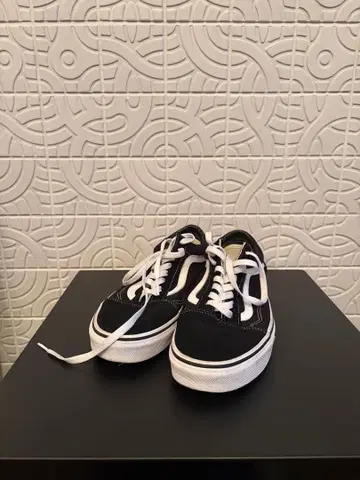Vans 오센틱 블랙 27.5 cm