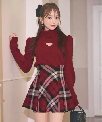 미셸 마카롱 하트컷 니트탑 플레어 스커트 세트 판매