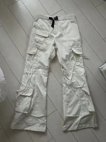 FLARED 플레어 카고 팬츠 화이트