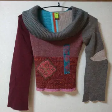 이탈리아제 멀티 컬러 보트넥 스웨터