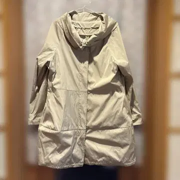 Reveur 베이지 코트