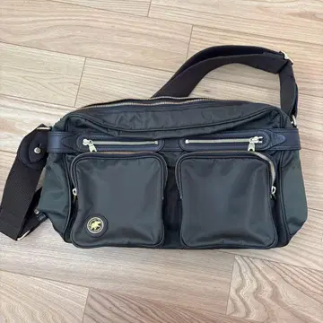 헌팅월드 숄더백