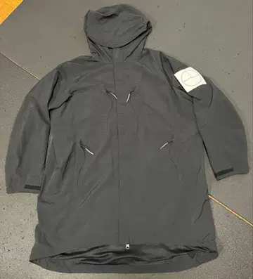 BURLAP OUTFITTER 블랙 나일론 후드티 S