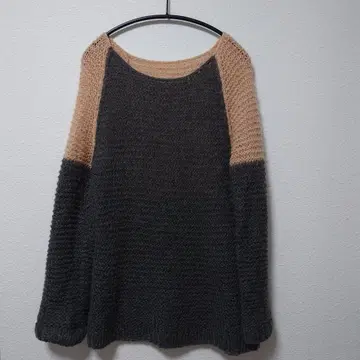 [ 빔즈 ] 라운드, 바이컬러 긴팔 니트 스웨터