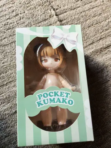 POCKET KUMAKO 지토메 빨간 눈 관절 가동