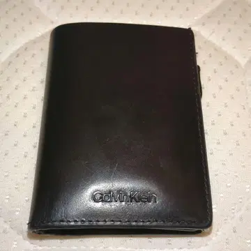 Calvin Klein 블랙 접이식 지갑