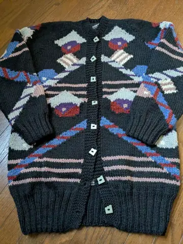 기하학 패턴 니트 가디건