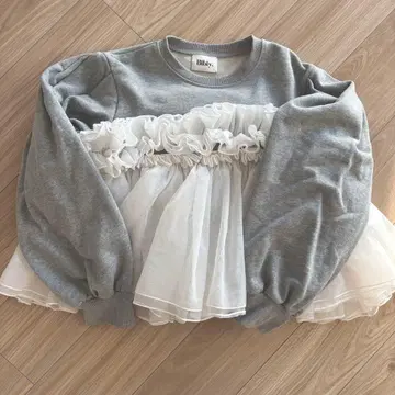 Bibiy. ANGELICA SWEATSHIRT