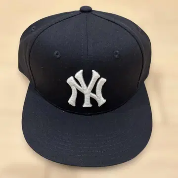 뉴욕 양키스 스냅백 캡