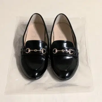 로페피크닉 HARUTA 링크 에나멜 비트 부착 플랫 로퍼