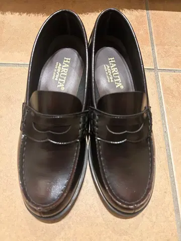 HARUTA 블랙 (약간 브라운) 로퍼