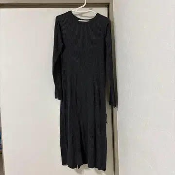 리브 편직 그레이 긴팔 롱 원피스