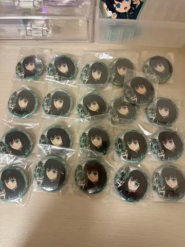 귀멸의 칼날 토키토 무이치로 제비뽑기 캔뱃지