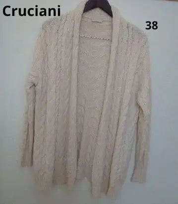 미사용에 가까운 새상품급 [Cruciani] M 크림 캐시미어 가디건