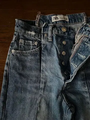 ZARA 재구축 DENIM jeans
