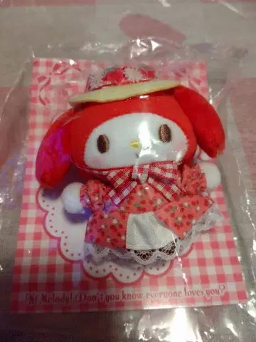 아카멜로 마스코트 브로치