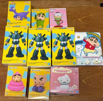 [ 미개봉 새상품 ] 짱구는 못말려(크레용 신짱) 피규어 9점과 말 티켓