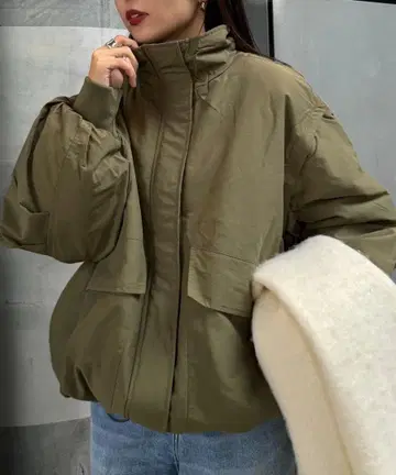 BIG 포켓 스탠드 워크 아우터 카키 차오패닉 티피 새상품급