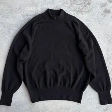 새상품급 캐시미어100% 고급 TESTA VIERA 모크넥 스웨터