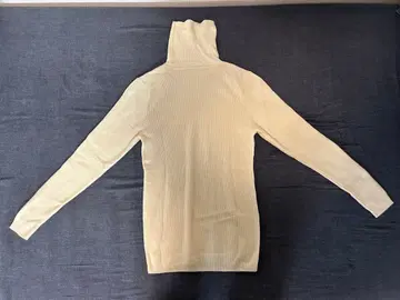 울 터틀넥 스웨터 M 크림색