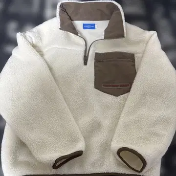 디즈니 리조트 겨울 상의 미키