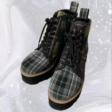 키다리 아저씨 체크 무늬 통굽 하이컷 부츠