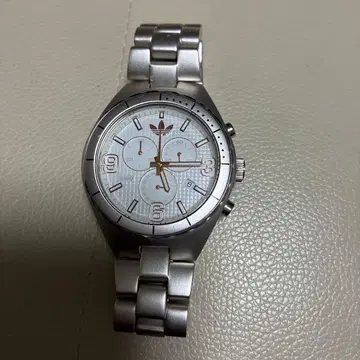 가격 인하 중 adidas 실버 스테인리스 스틸 쿼츠 손목시계