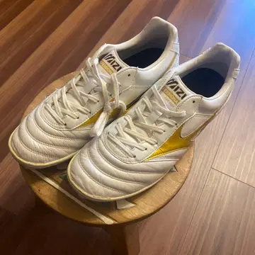 레어/ white x gold Mizuno Morelia tf 26.5
