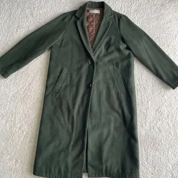 올리브 그린 체스터 코트