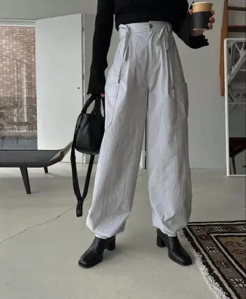 화이트 그레이 하이웨스트 워크 팬츠