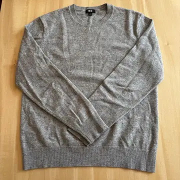 유니클로 캐시미어 크루넥 스웨터 S 사이즈 그레이색 새상품급