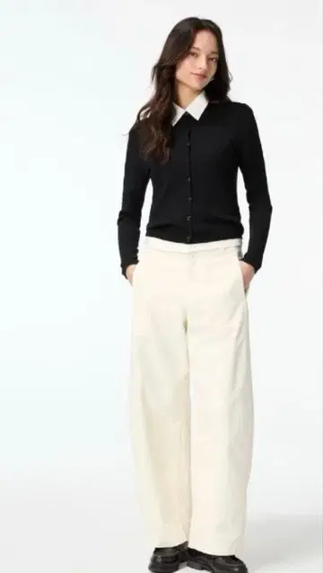 UNIQLO 저리 배럴 레그 팬츠 화이트 M 미사용 새상품 보정 완료