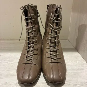 [ 미사용 새상품 ] 썸씽 24.5cm 토프 레이스업 가죽 부츠