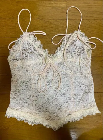 케이티 핑크 베이지 레이스 뷔스티에