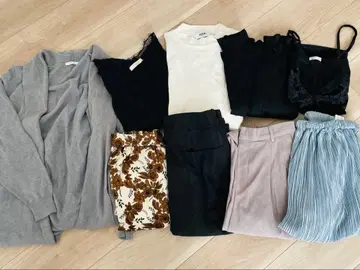 깔끔한 여성용 의류 9점 묶음 판매